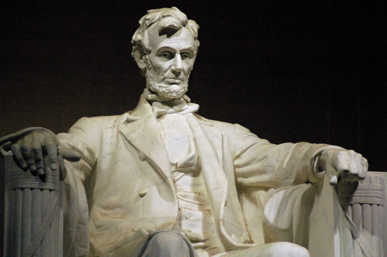 Lincoln's Birthday and Presidents' Day Holidays - article thumnail image